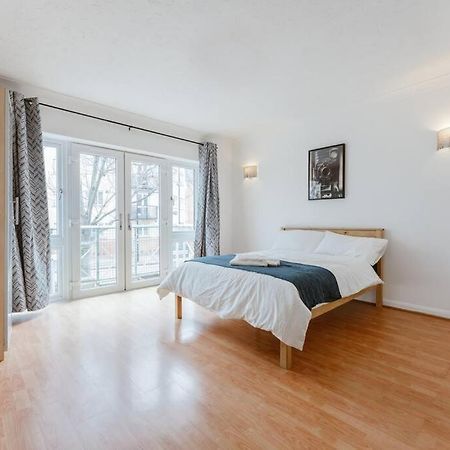 Up To 4 People, Room In A Share House Next To London Bridge Экстерьер фото
