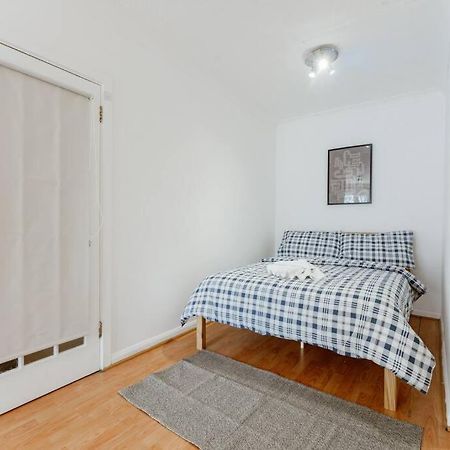 Up To 4 People, Room In A Share House Next To London Bridge Экстерьер фото