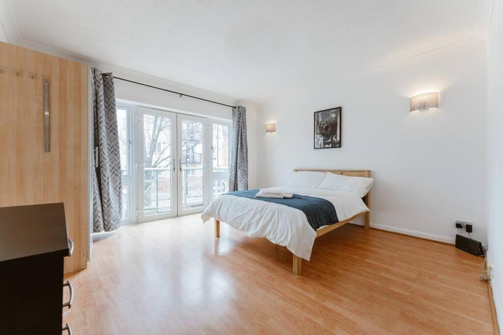 Up To 4 People, Room In A Share House Next To London Bridge Экстерьер фото
