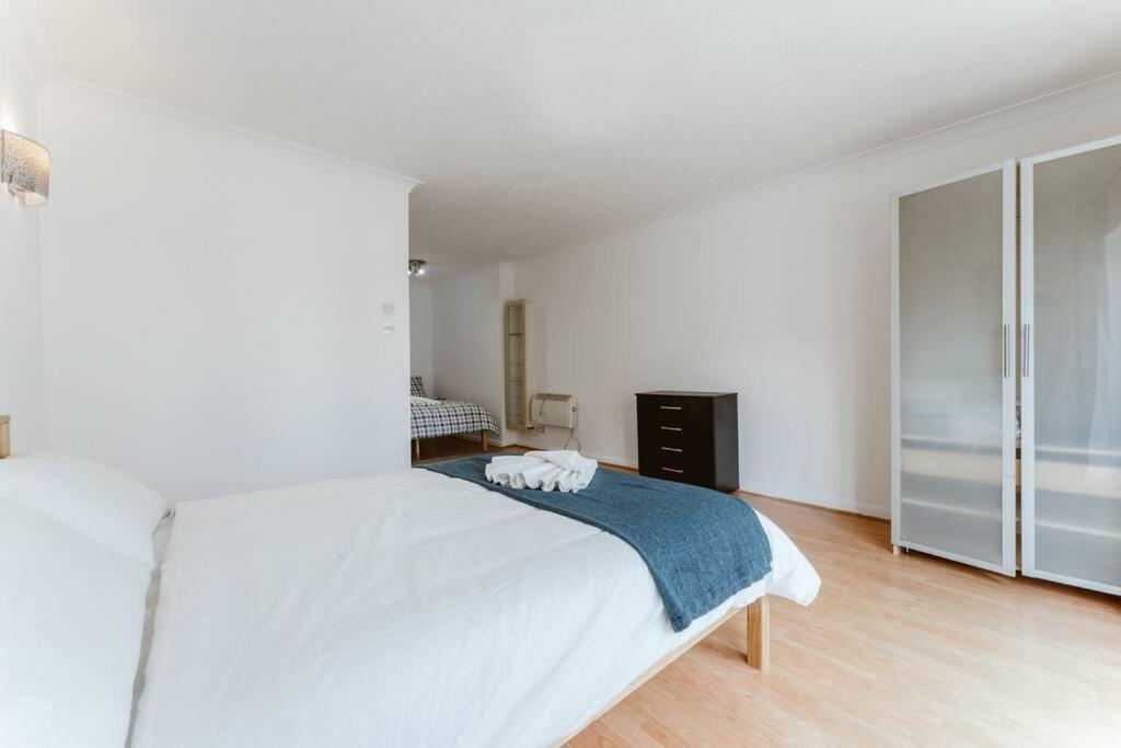 Up To 4 People, Room In A Share House Next To London Bridge Экстерьер фото