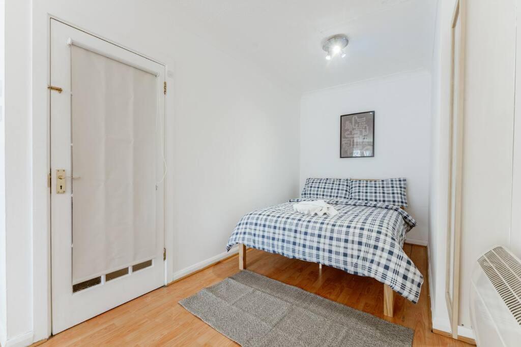 Up To 4 People, Room In A Share House Next To London Bridge Экстерьер фото